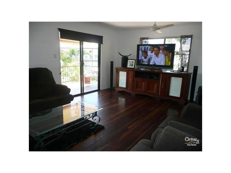 36 Julia Street, Kirwan QLD 4817