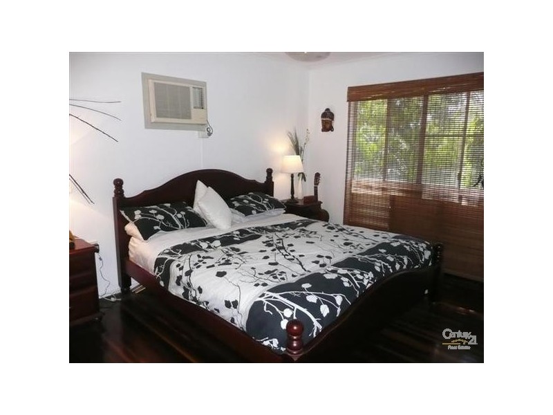 36 Julia Street, Kirwan QLD 4817