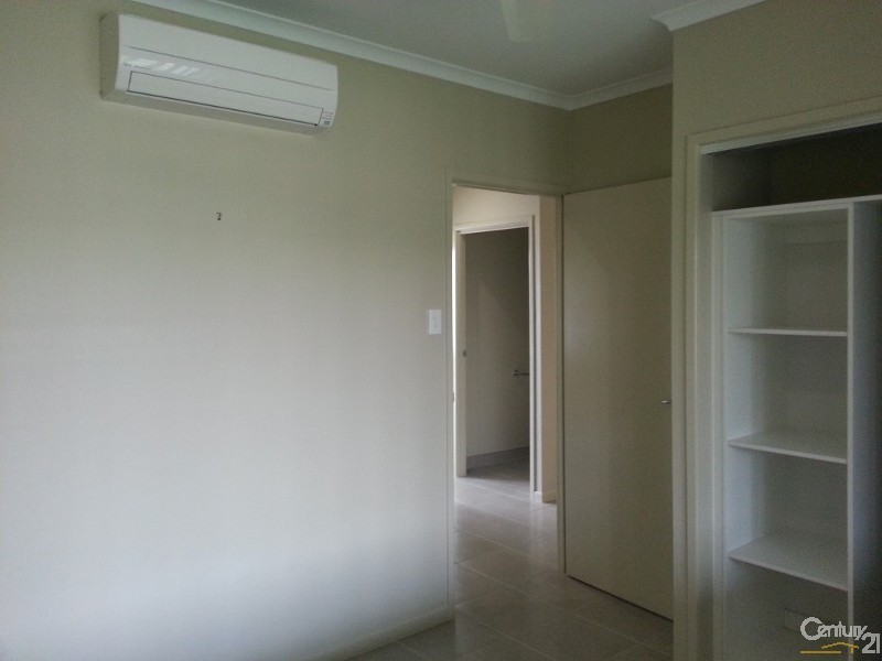 36 Beach Oak Drive, Mount Low QLD 4818