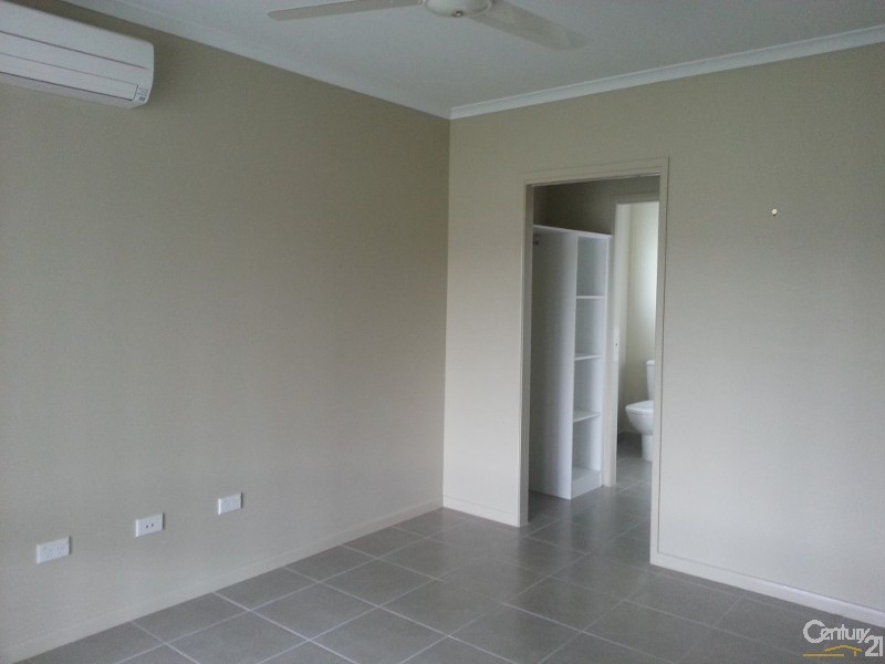 36 Beach Oak Drive, Mount Low QLD 4818