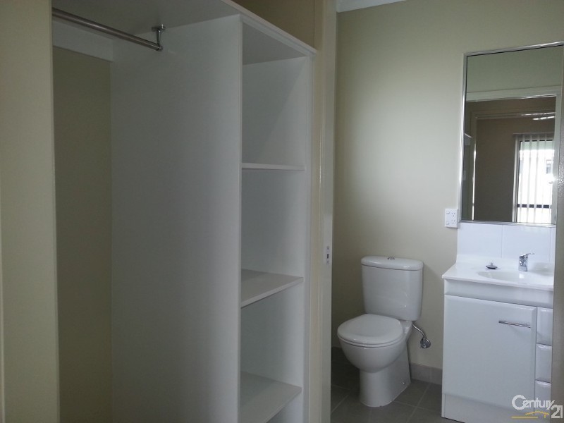 36 Beach Oak Drive, Mount Low QLD 4818