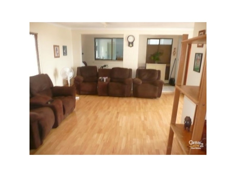 28 Slayton Road, Jensen QLD 4818