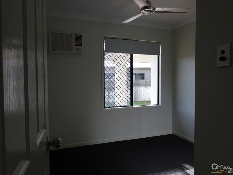 57 Daintree Drive, Bushland Beach QLD 4818