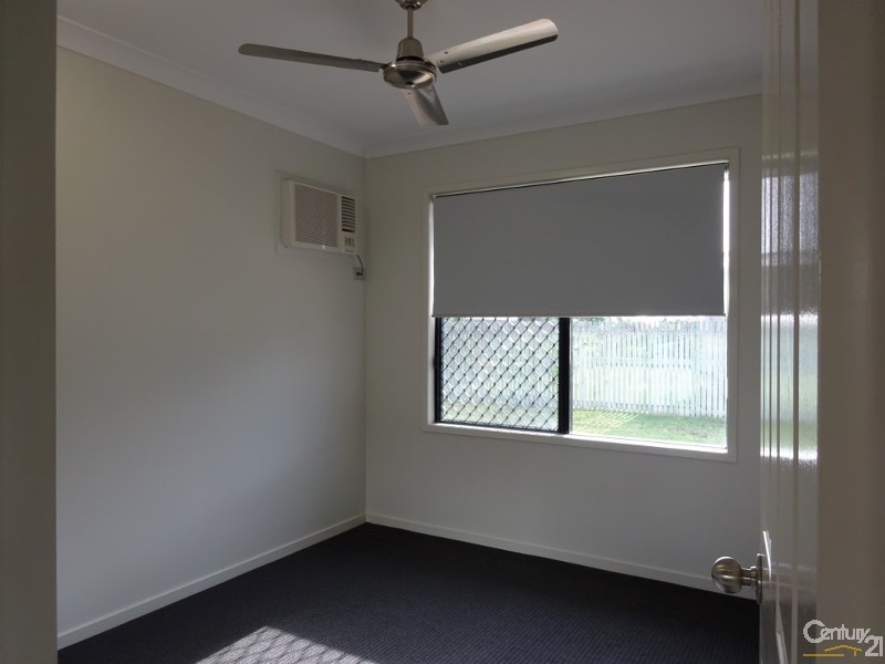 57 Daintree Drive, Bushland Beach QLD 4818