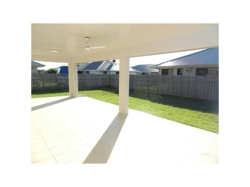 Mount Low QLD 4818