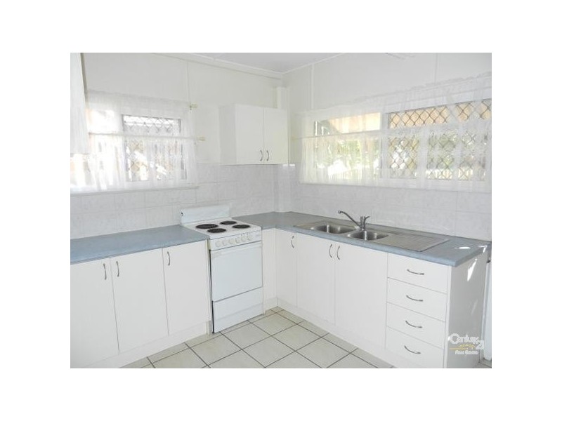 130 Francis Street, West End QLD 4810