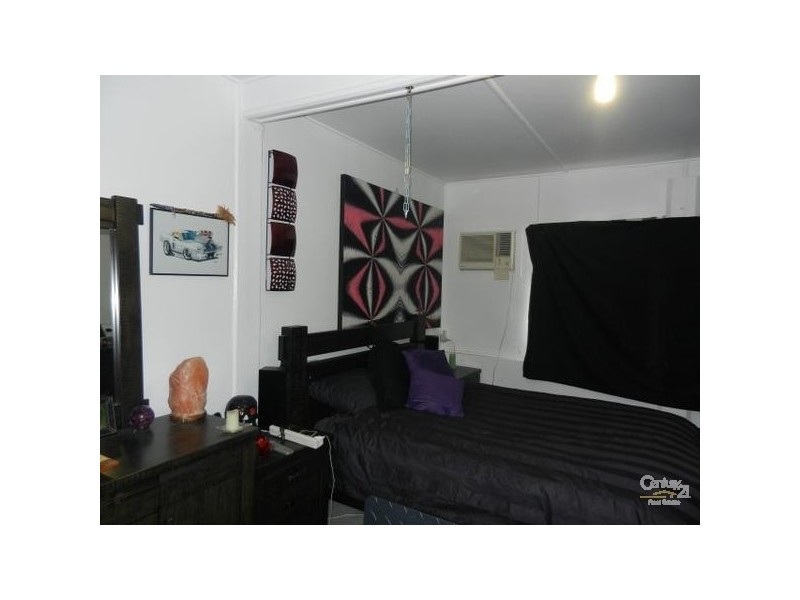 130 Francis Street, West End QLD 4810