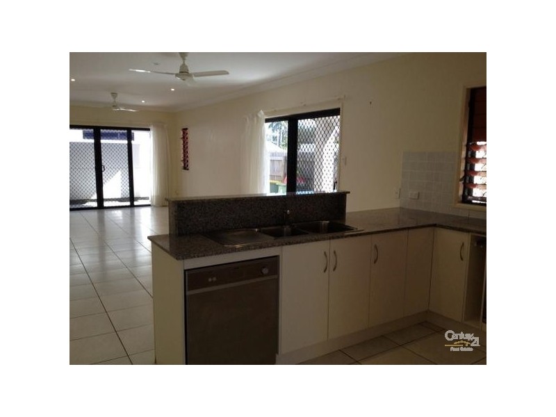 Pimlico QLD 4812
