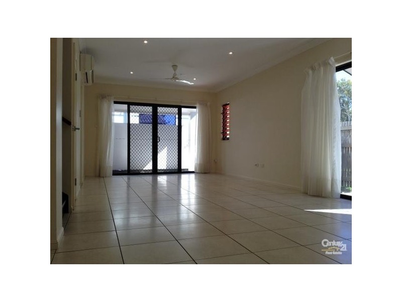 Pimlico QLD 4812