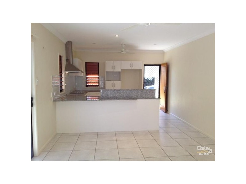Pimlico QLD 4812