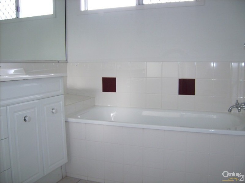 4 Plover Court, Condon QLD 4815