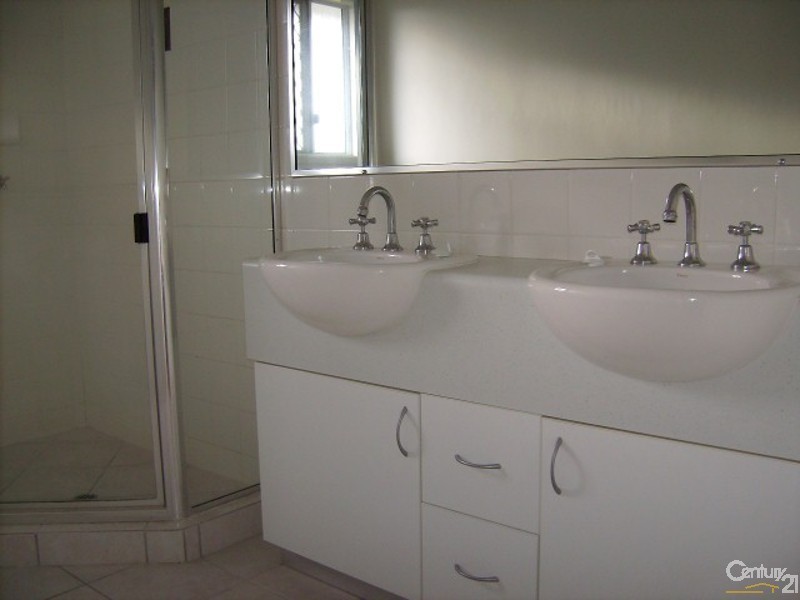 4 Plover Court, Condon QLD 4815