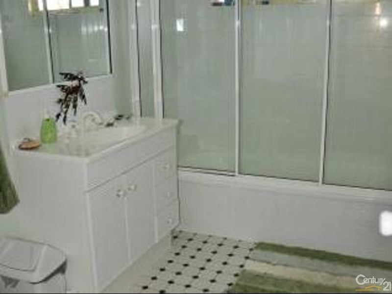 10 Equardo Road, Mount Low QLD 4818