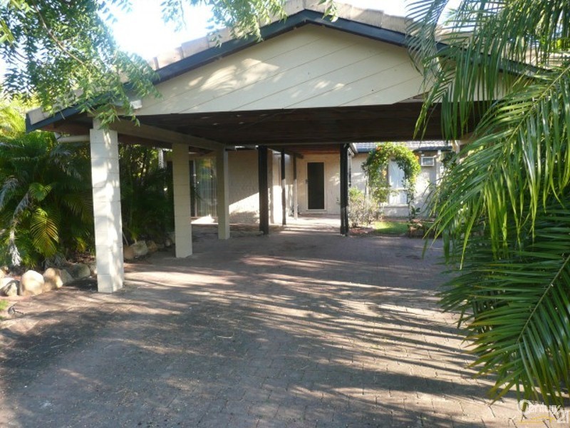 28 Chiquita Av, Rasmussen QLD 4815