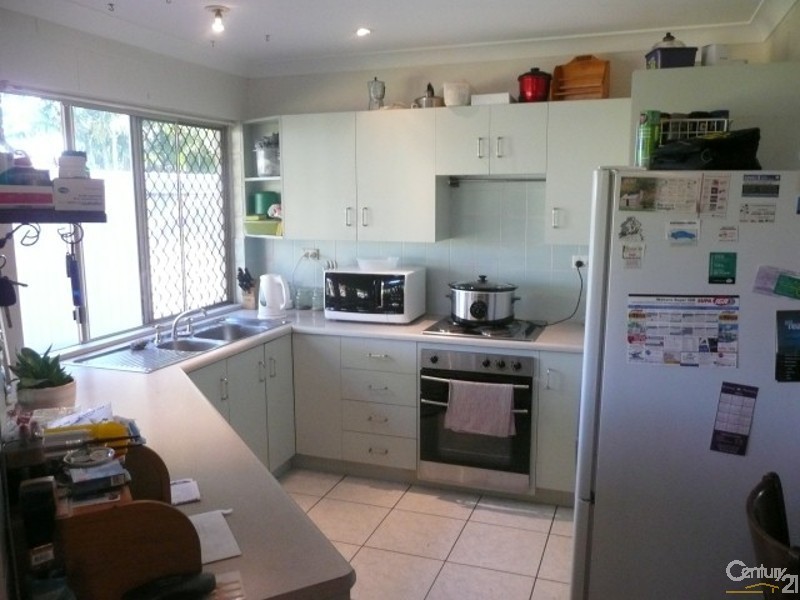 28 Chiquita Av, Rasmussen QLD 4815