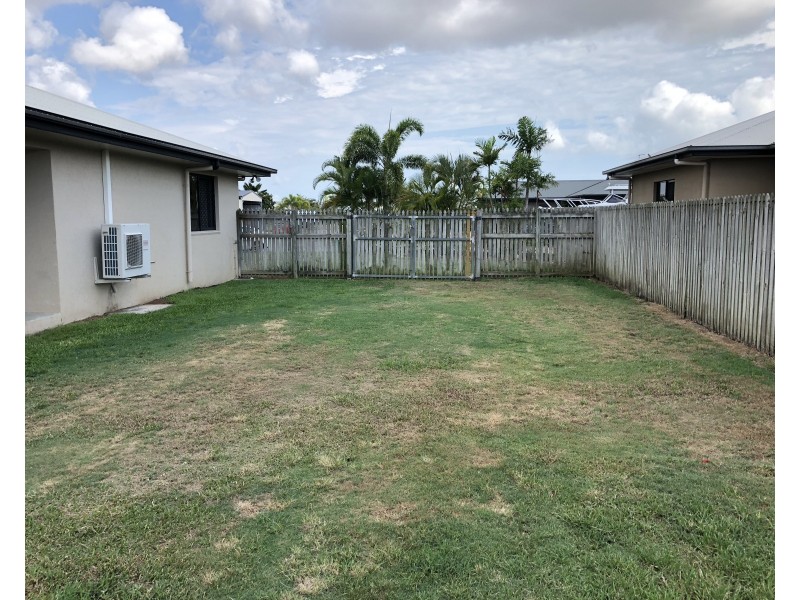 12 Mikado Court, Burdell QLD 4818