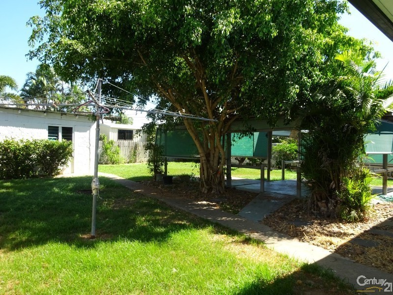 33 Munbilla Drive, Kelso QLD 4815