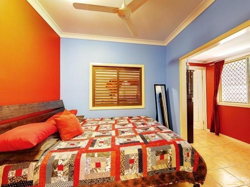 11 Minehane Street, Cluden QLD 4811