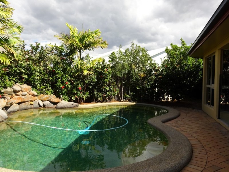 2 Newhaven Place, Idalia QLD 4811