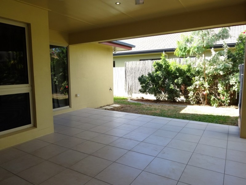 2 Newhaven Place, Idalia QLD 4811