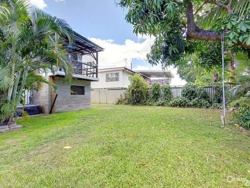 16 Hall Street, Kirwan QLD 4817