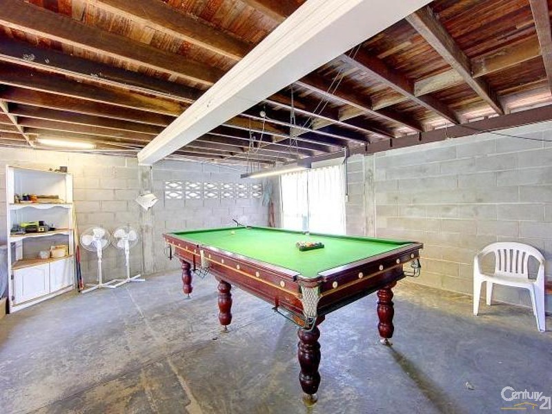 16 Hall Street, Kirwan QLD 4817