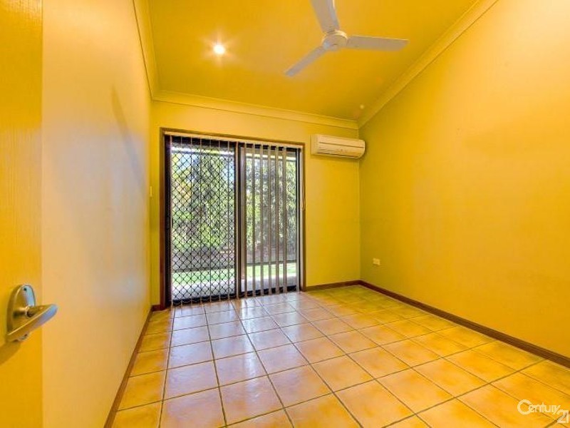 4 Hickory Court, Bushland Beach QLD 4818