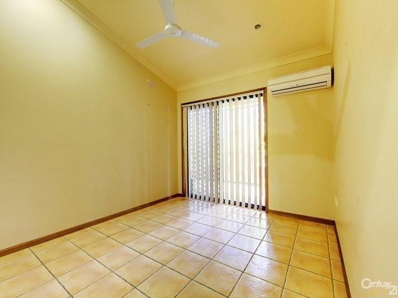 4 Hickory Court, Bushland Beach QLD 4818