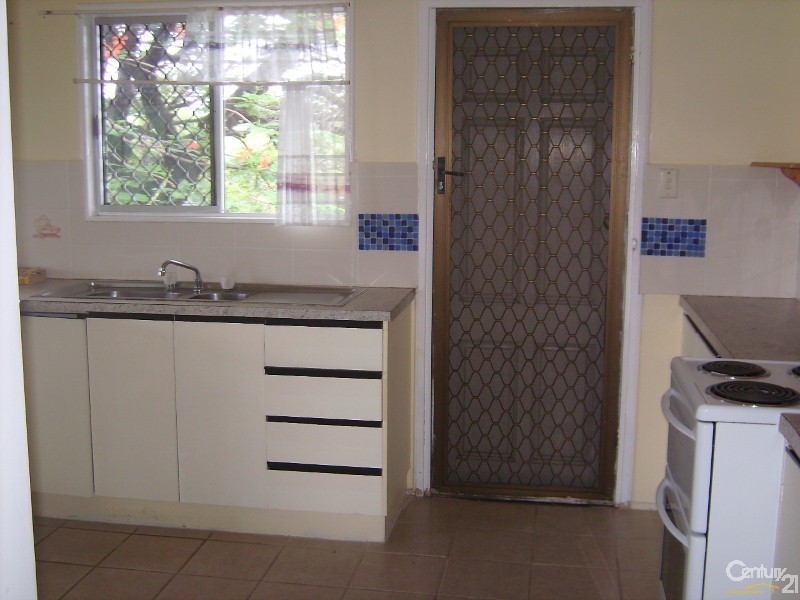 16 Davies Street, Mount Louisa QLD 4814