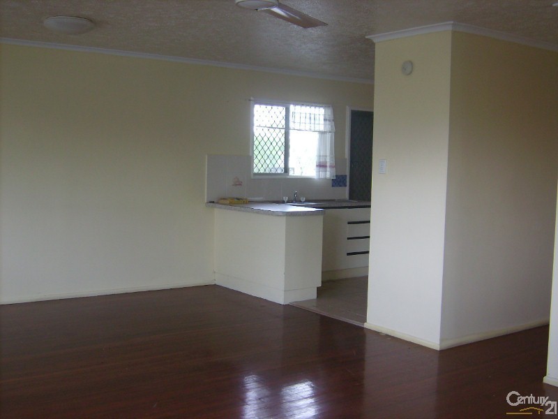 16 Davies Street, Mount Louisa QLD 4814