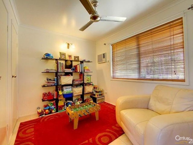 6 Birch Court, Bushland Beach QLD 4818
