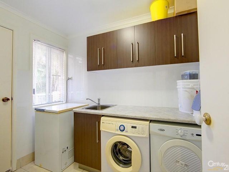 6 Birch Court, Bushland Beach QLD 4818