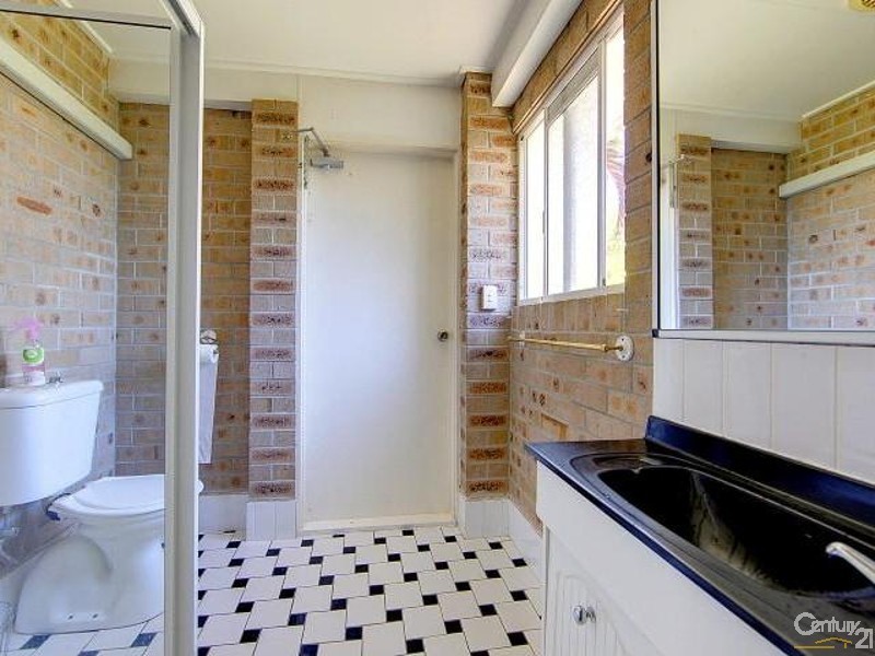 6 Birch Court, Bushland Beach QLD 4818