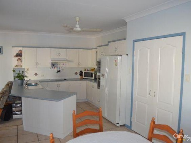 12 Loriston Road, Mount Low QLD 4818