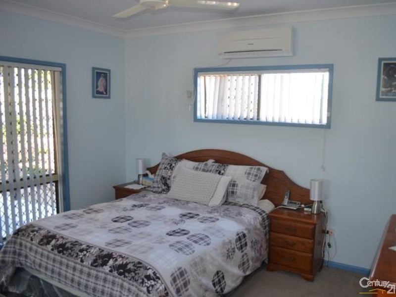 12 Loriston Road, Mount Low QLD 4818