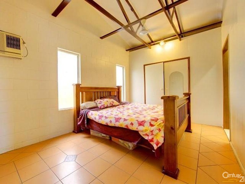 12 Joanne Street, Deeragun QLD 4818