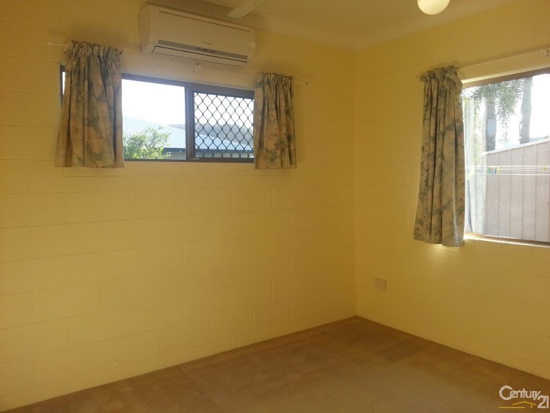 6 Lyndhurst Street, Mount Louisa QLD 4814