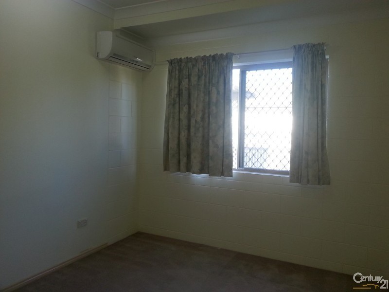 6 Lyndhurst Street, Mount Louisa QLD 4814