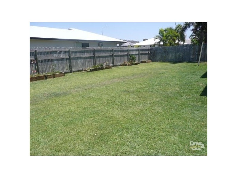 6 Lyndhurst Street, Mount Louisa QLD 4814