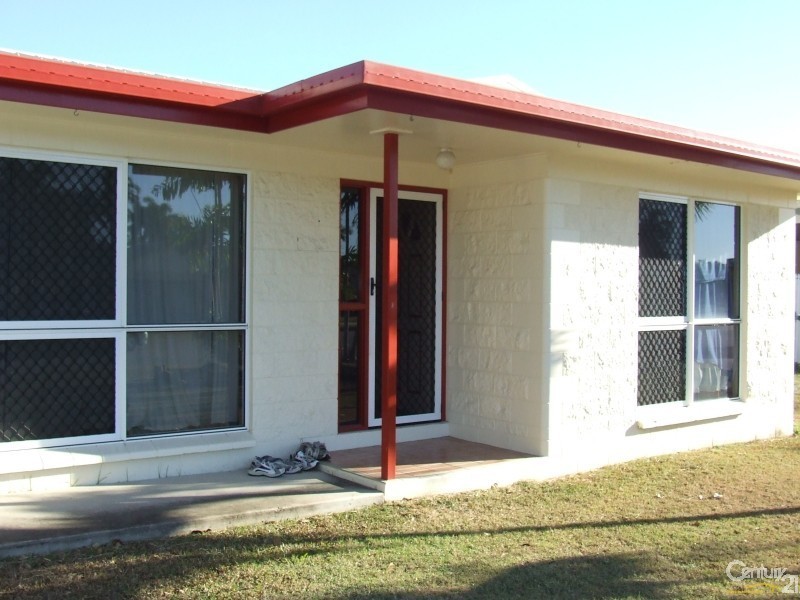 27 Hinchinbrook Drive, Thuringowa Central QLD 4817