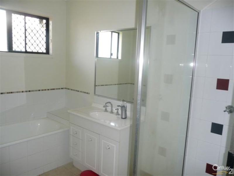 21 Jacana Cr, Condon QLD 4815