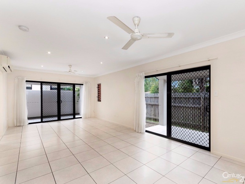 2/32 Lothair Street, Pimlico QLD 4812