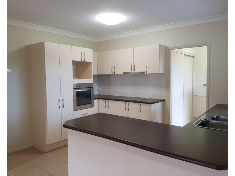 8 Armistice Street, Burdell QLD 4818