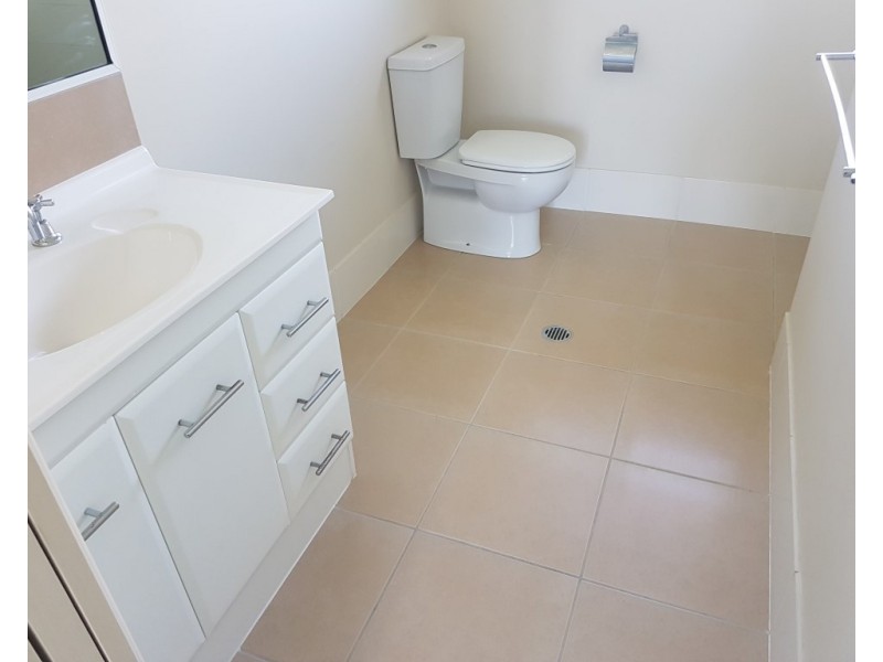 8 Armistice Street, Burdell QLD 4818