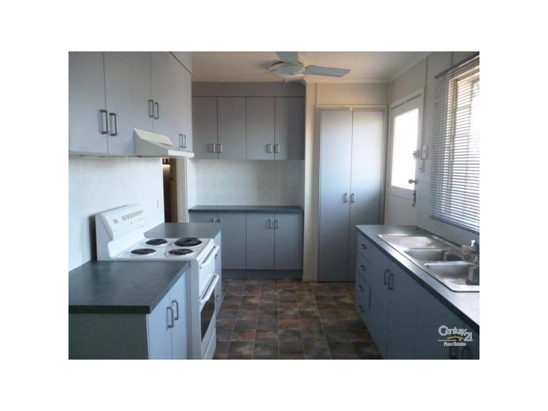 3 Kenealy Street, Aitkenvale QLD 4814