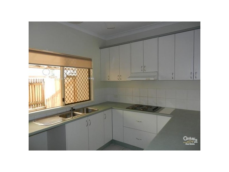 Pimlico QLD 4812
