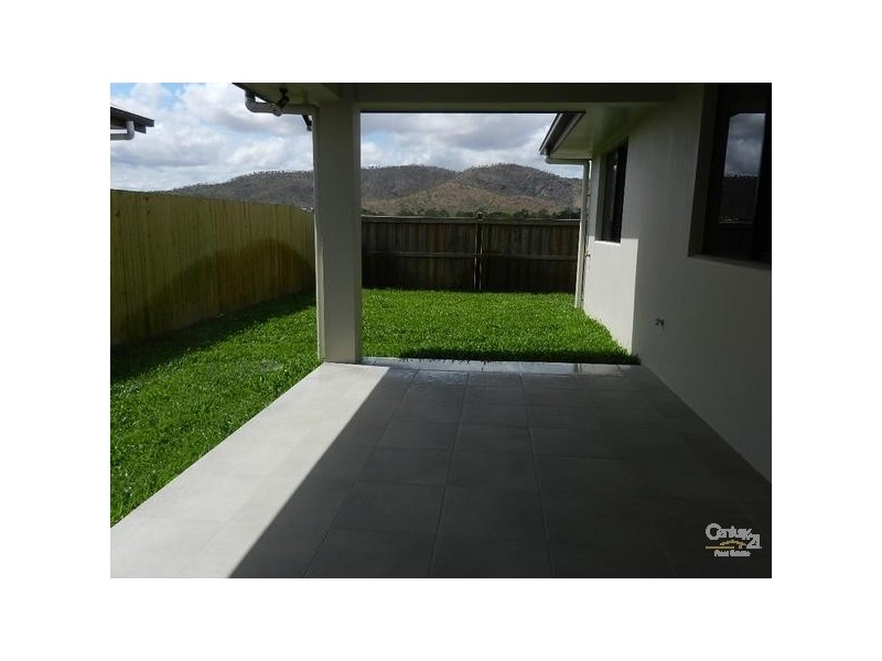 28 Brookfield Terrace, Idalia QLD 4811