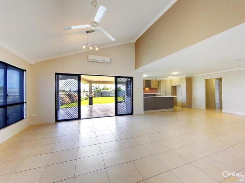 5 Crinum Way, Mount Louisa QLD 4814