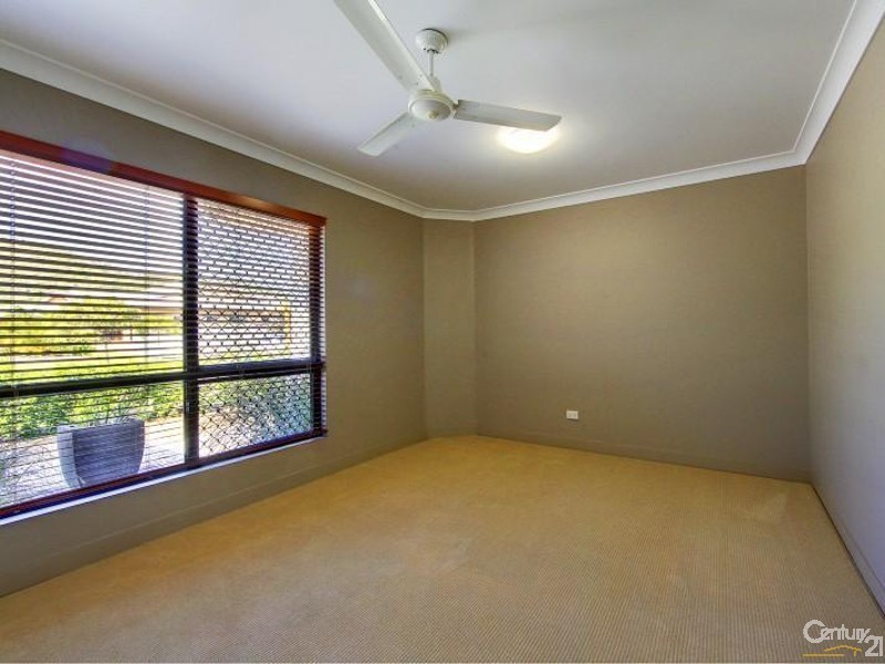 5 Crinum Way, Mount Louisa QLD 4814