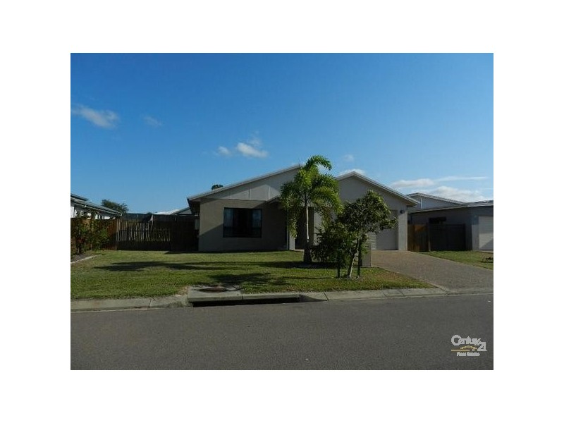 4 Bronte Court, Bushland Beach QLD 4818